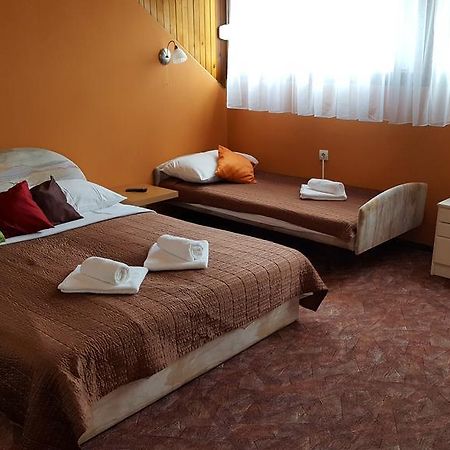 Pansion Park Bed & Breakfast Slunj Dış mekan fotoğraf