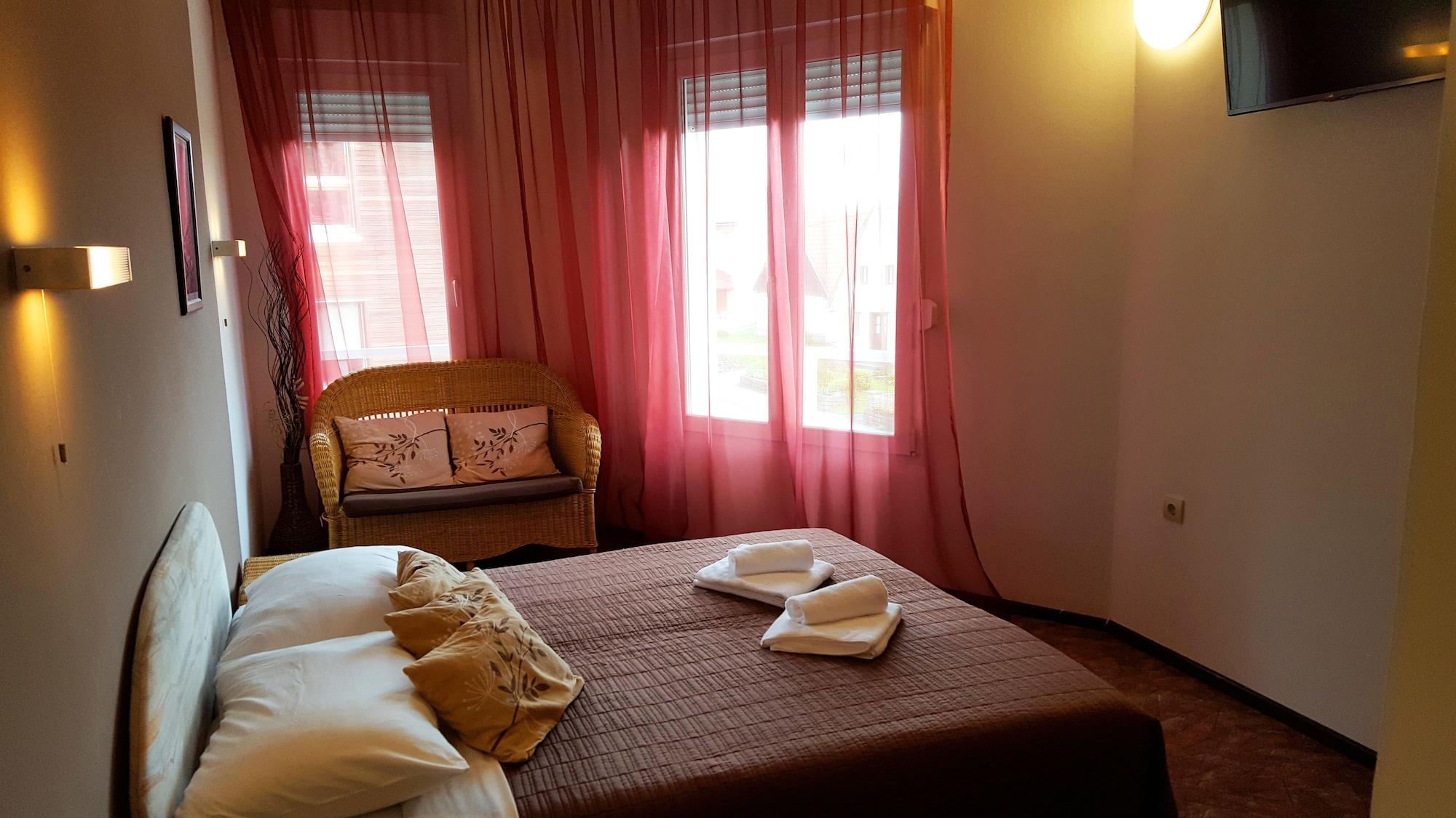 Pansion Park Bed & Breakfast Slunj Dış mekan fotoğraf