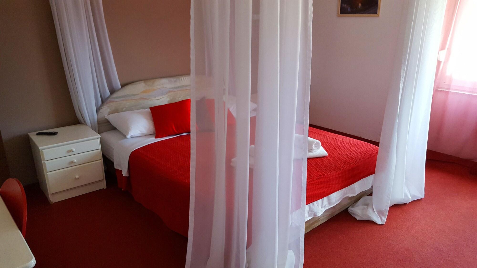 Pansion Park Bed & Breakfast Slunj Dış mekan fotoğraf