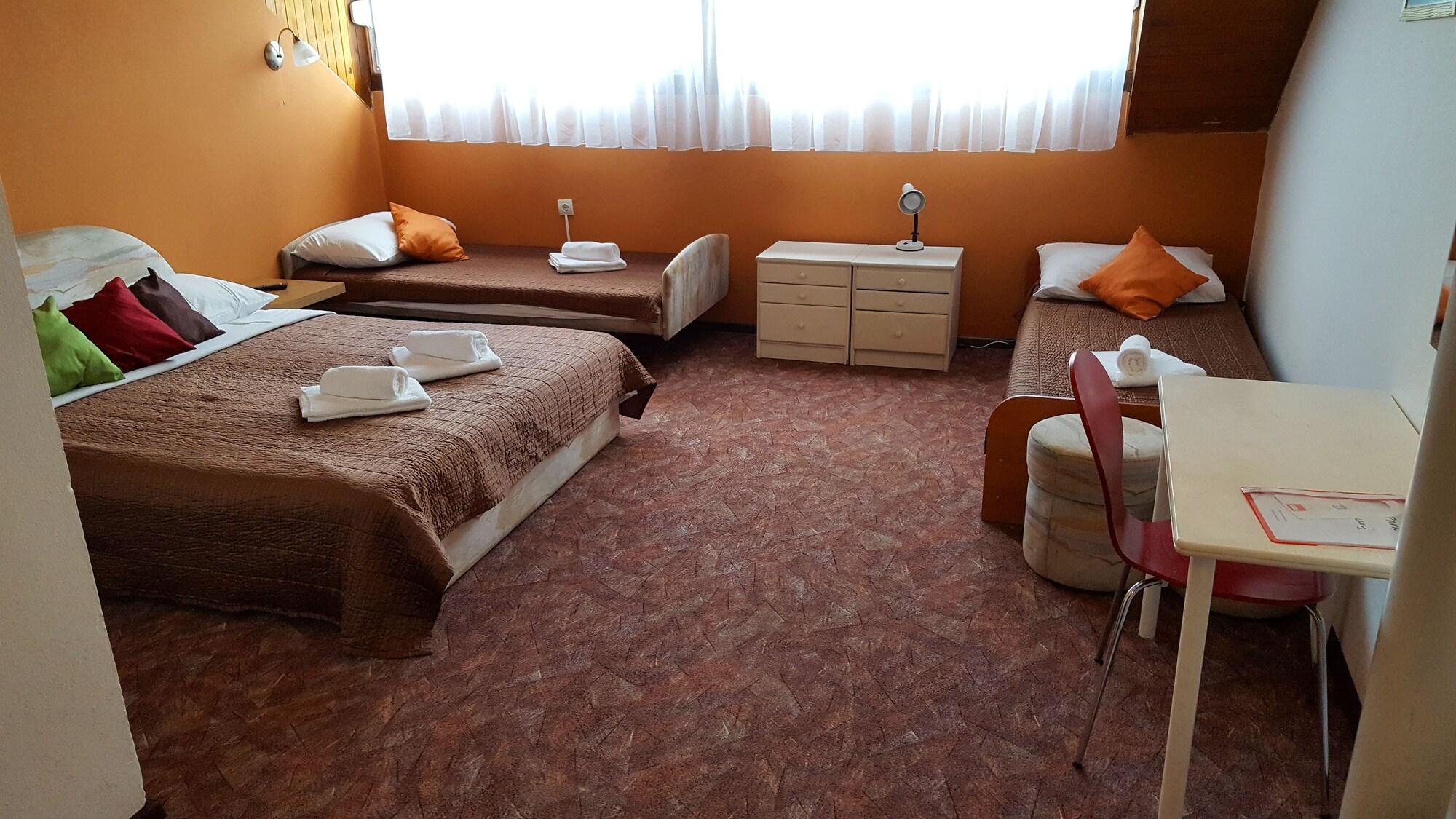 Pansion Park Bed & Breakfast Slunj Dış mekan fotoğraf