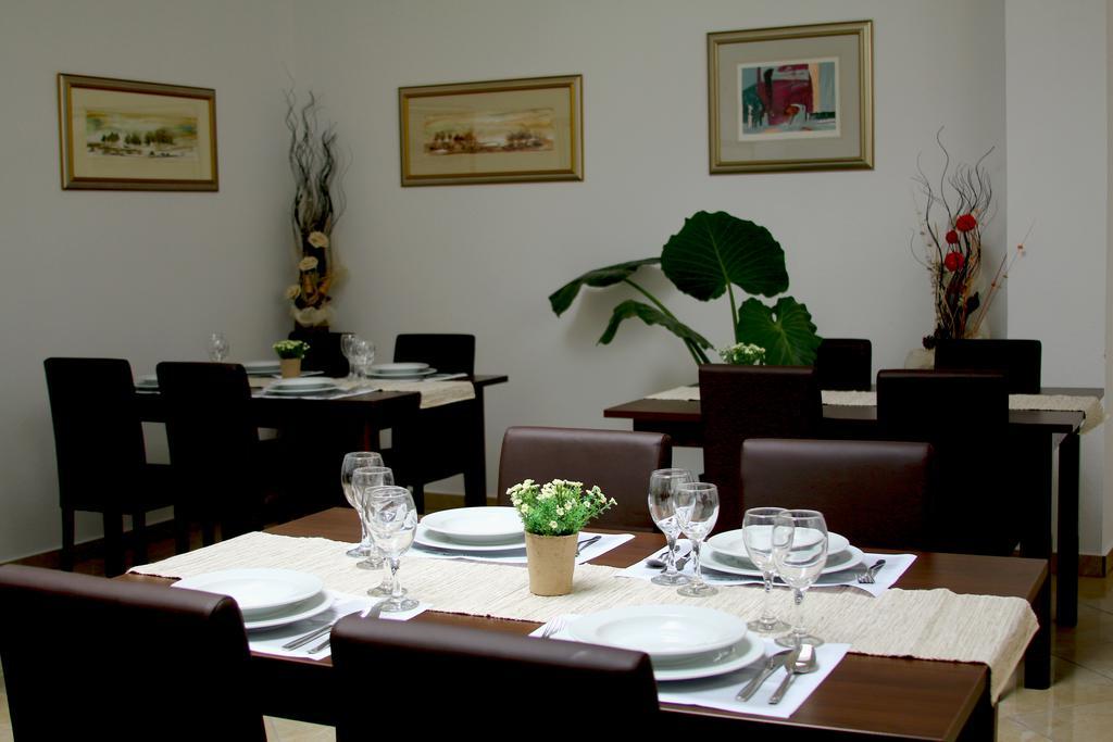 Pansion Park Bed & Breakfast Slunj Dış mekan fotoğraf