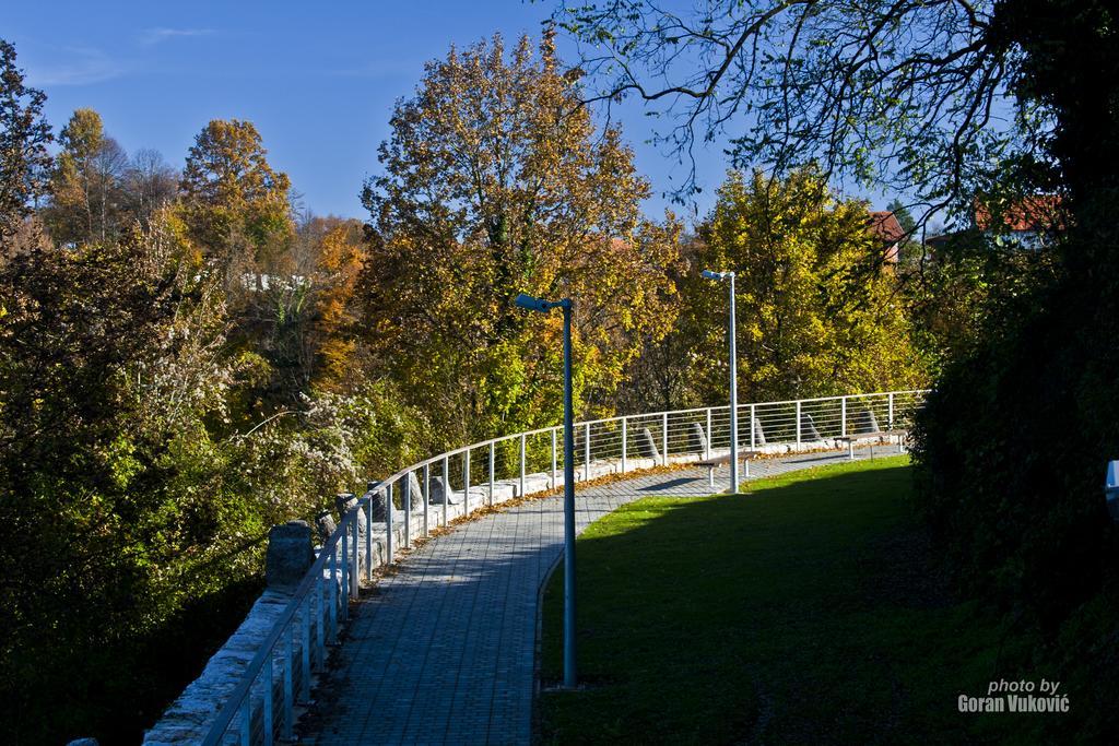 Pansion Park Bed & Breakfast Slunj Dış mekan fotoğraf