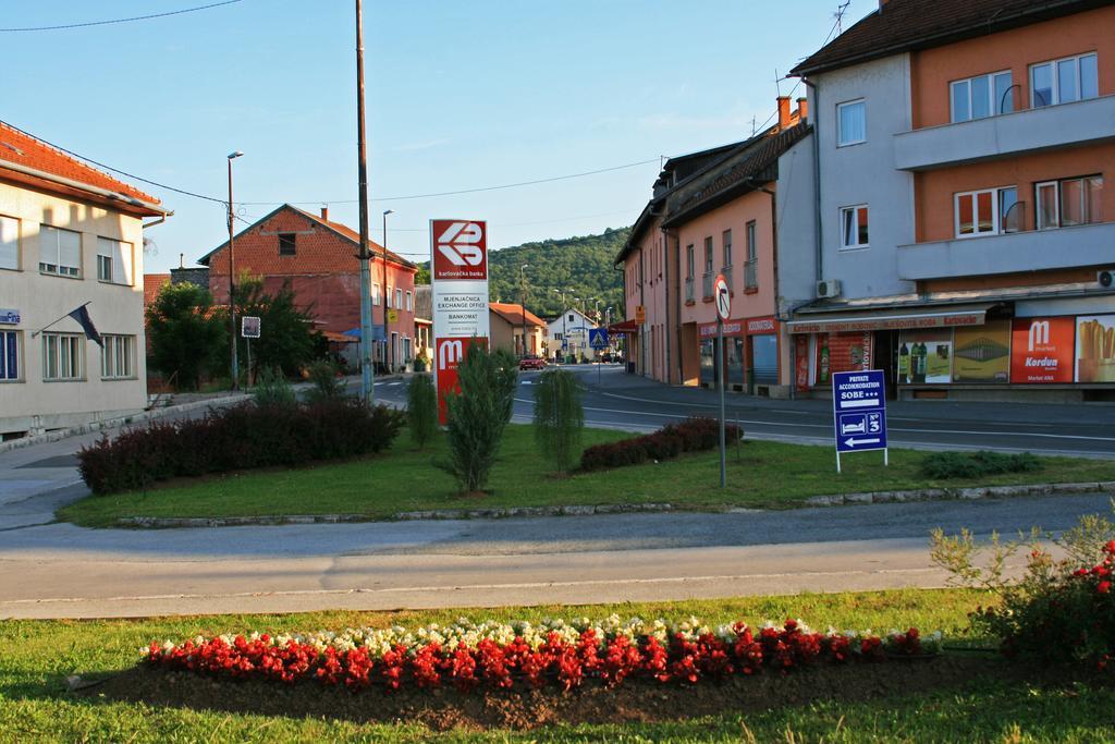 Pansion Park Bed & Breakfast Slunj Dış mekan fotoğraf