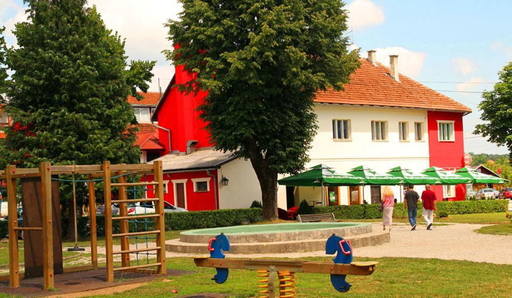 Pansion Park Bed & Breakfast Slunj Dış mekan fotoğraf