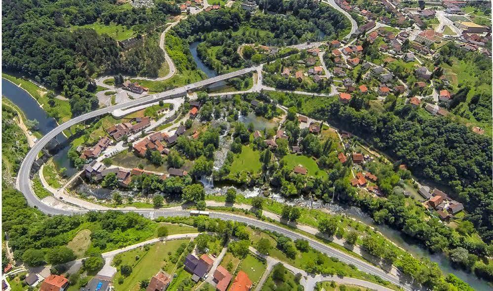 Pansion Park Bed & Breakfast Slunj Dış mekan fotoğraf